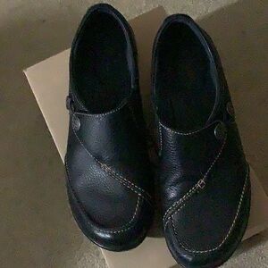Clark’s Ashland Lane Q Navy Marine Loafers Like New 8 1/2 Medium.